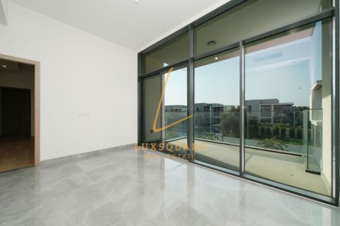 Снять в аренду виллу в Murooj Al Furjan, Al Furjan, Дубай: 4 спальни, 570м², № 115033 - фото 29