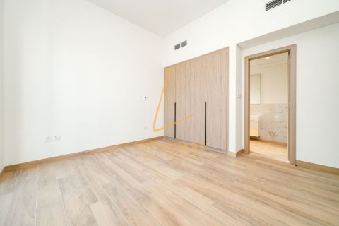 Снять в аренду виллу в Murooj Al Furjan, Al Furjan, Дубай: 4 спальни, 570м², № 115033 - фото 16