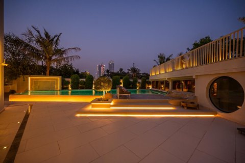 Villa in District One, Mohammed Bin Rashid City, Dubai 7 bedrooms, 1195.01 sq.m. № 136494 - photo 2