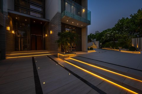 Villa in District One, Mohammed Bin Rashid City, Dubai 7 bedrooms, 1195.01 sq.m. № 136494 - photo 13