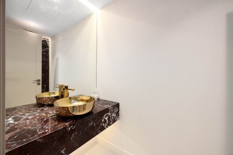 Appartement à Marina Residences 1, Palm Jumeirah, Dubai, 3 chambres, 226.57 m², № 136495 - photo 9