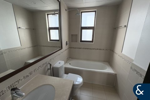 Villa in Reem, Dubai 3 bedrooms, 202 sq.m. № 76664 - photo 9