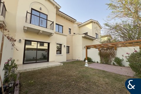 Villa in Reem, Dubai 3 bedrooms, 202 sq.m. № 76664 - photo 1