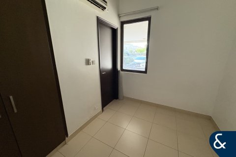 Villa in Reem, Dubai 3 bedrooms, 202 sq.m. № 76664 - photo 6