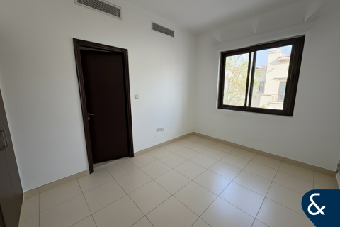 Villa in Reem, Dubai 3 bedrooms, 202 sq.m. № 76664 - photo 12