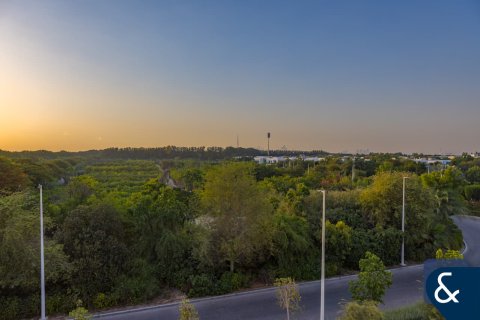 Снять в аренду виллу в Аль-Барари, Дубай: 4 спальни, 669м², № 76653 - фото 26