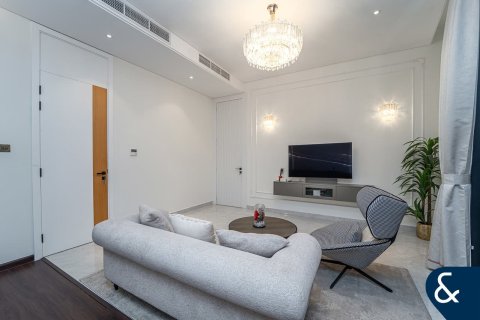 Снять в аренду виллу в Аль-Барари, Дубай: 4 спальни, 669м², № 76653 - фото 22