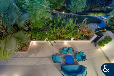 Снять в аренду виллу в Аль-Барари, Дубай: 4 спальни, 669м², № 76653 - фото 13