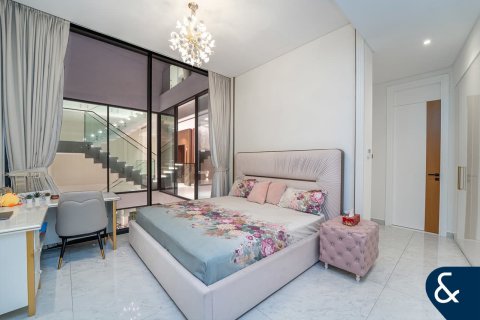 Снять в аренду виллу в Аль-Барари, Дубай: 4 спальни, 669м², № 76653 - фото 16