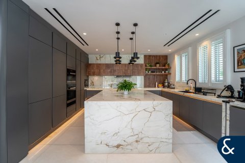 Купить виллу в Victory Heights, Dubai Sports City, Дубай: 5 спален, 565м², № 75565 - фото 7