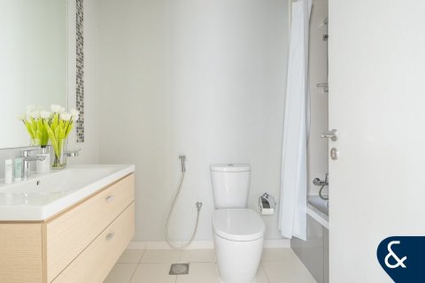 Apartment in DAMAC Hills (Akoya by DAMAC), Dubai 1 bedroom, 70 sq.m. № 75566 - photo 14