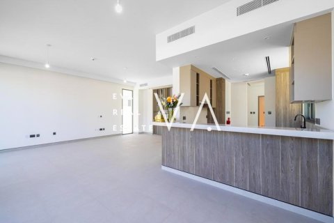 Villa in Dubai 4 bedrooms, 422.97 sq.m. № 52594 - photo 1
