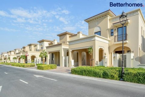 Villa en Arabian Ranches 2, Dubai, 5 dormitorios, 432 m², № 57962 - foto 1
