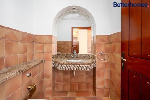 Villa en The Villa, Dubai, 5 dormitorios, 1002 m², № 57961 - foto 11
