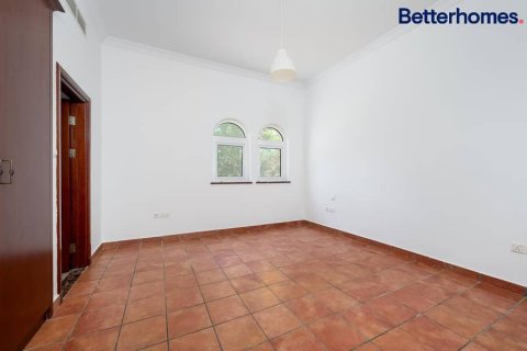 Villa en The Villa, Dubai, 5 dormitorios, 1002 m², № 57961 - foto 8