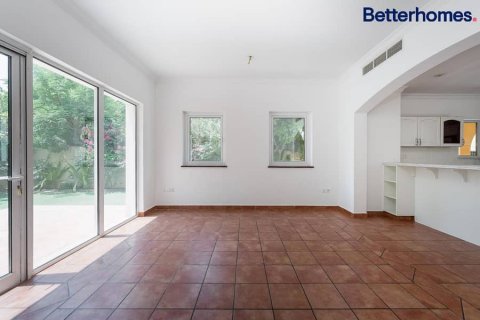 Villa en The Villa, Dubai, 5 dormitorios, 1002 m², № 57961 - foto 7