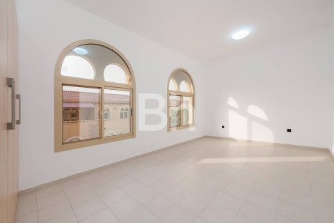 Villa en Falcon City of Wonders, Dubai, 4 dormitorios, 540 m², № 57964 - foto 10