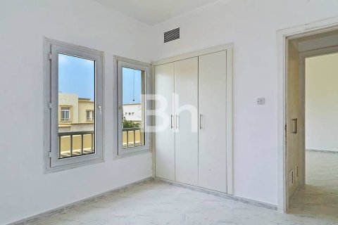 Villa in The Springs, Dubai 3 bedrooms, 376 sq.m. № 57687 - photo 6