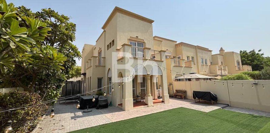 Villa in The Springs, Dubai 3 bedrooms, 376 sq.m. № 57687