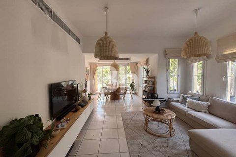 Villa in The Springs, Dubai 3 bedrooms, 376 sq.m. № 57687 - photo 8
