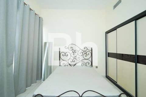 Apartment in Dubai Studio City, Dubai 2 bedrooms, 108 sq.m. № 57688 - photo 28