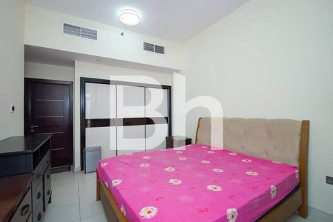 Apartment in Dubai Studio City, Dubai 2 bedrooms, 108 sq.m. № 57688 - photo 17