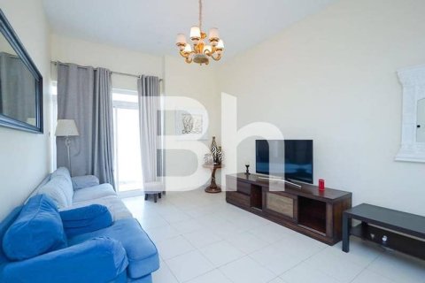 Apartment in Dubai Studio City, Dubai 2 bedrooms, 108 sq.m. № 57688 - photo 3