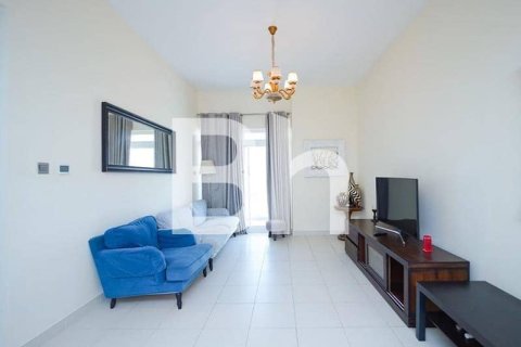 Apartment in Dubai Studio City, Dubai 2 bedrooms, 108 sq.m. № 57688 - photo 8