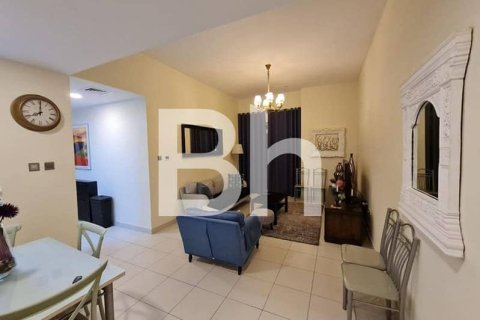 Apartment in Dubai Studio City, Dubai 2 bedrooms, 108 sq.m. № 57688 - photo 2