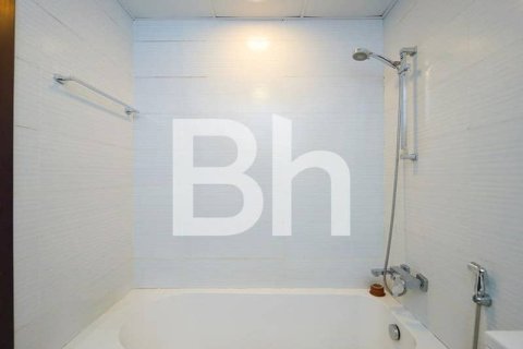 Apartment in Dubai Studio City, Dubai 2 bedrooms, 108 sq.m. № 57688 - photo 22