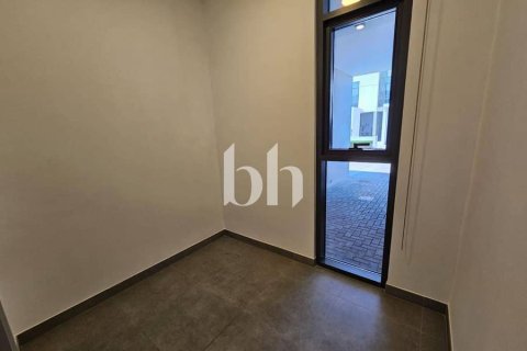 Townhouse in Arabian Ranches 3, Dubai 3 bedrooms, 193 sq.m. № 57702 - photo 23