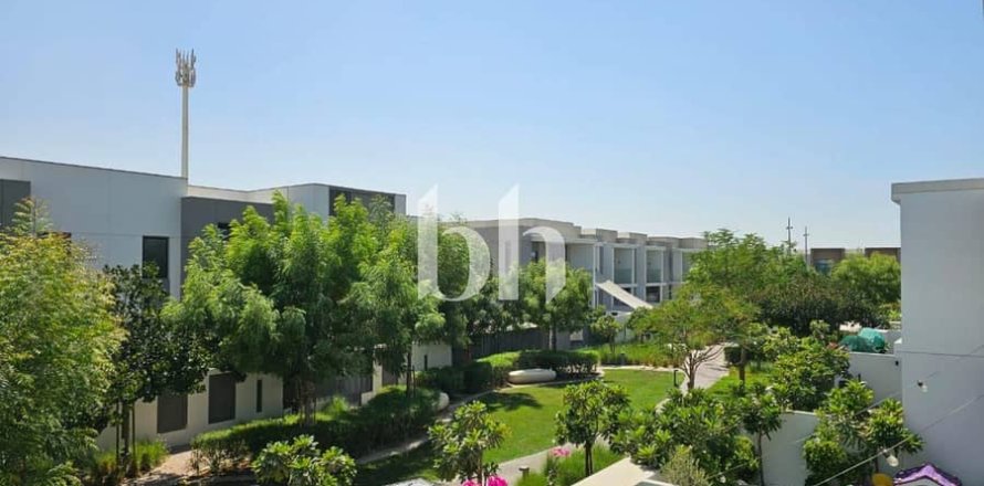 Townhouse in Arabian Ranches 3, Dubai 3 bedrooms, 193 sq.m. № 57702