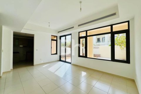 Adosado en Reem, Dubai, 3 dormitorios, 220 m², № 57180 - foto 10