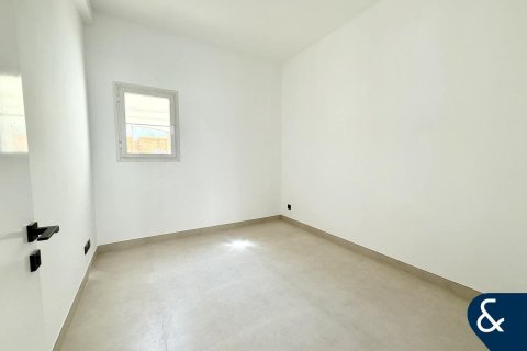 Снять в аренду виллу в The Springs, Дубай: 3 спальни, 228м², № 76109 - фото 10