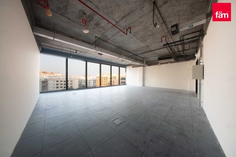 Снять в аренду офис в Bur Dubai, Дубай: 90.9м², № 76115 - фото 3
