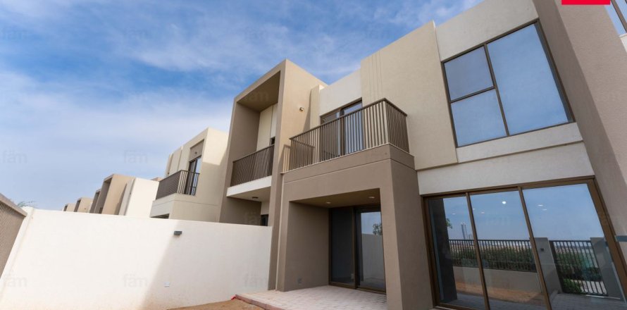Adosado en Dubai, 3 dormitorios, 164.4 m², № 76116