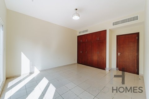 Villa à Meadows, Dubai, 4 chambres, 332 m², № 13501 - photo 12