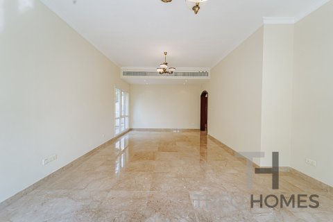 Villa à Meadows, Dubai, 4 chambres, 332 m², № 13501 - photo 9