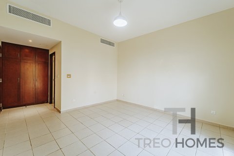 Villa à Meadows, Dubai, 4 chambres, 332 m², № 13501 - photo 20