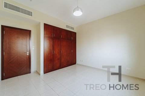 Villa à Meadows, Dubai, 4 chambres, 332 m², № 13501 - photo 19