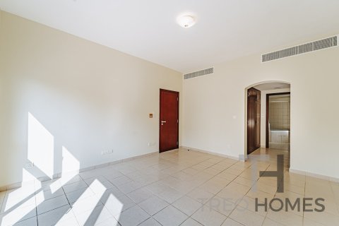 Villa à Meadows, Dubai, 4 chambres, 332 m², № 13501 - photo 15