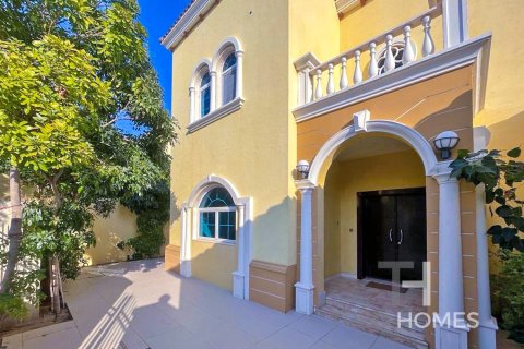 Villa en Legacy, Jumeirah Park, Dubai, 4 dormitorios, 403 m², № 13499 - foto 17