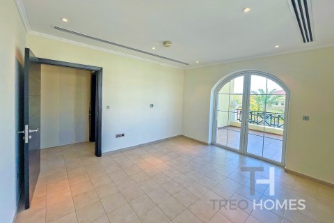 Villa en Legacy, Jumeirah Park, Dubai, 4 dormitorios, 403 m², № 13499 - foto 11