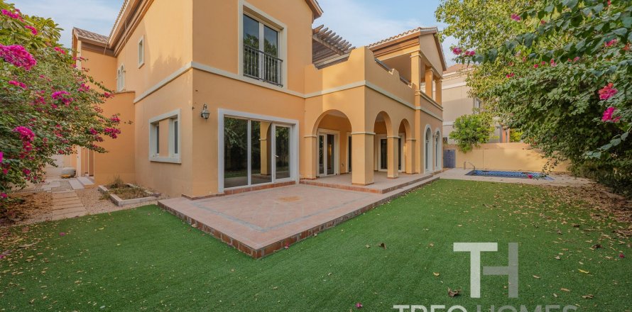Villa à The Villa, Dubai, 6 chambres, 1002 m², № 13507