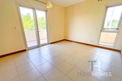 Снять в аренду виллу в Арабиан Ранчес, Дубай: 5 спален, 790м², № 13502 - фото 7