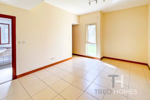 Снять в аренду виллу в Арабиан Ранчес, Дубай: 5 спален, 790м², № 13502 - фото 11
