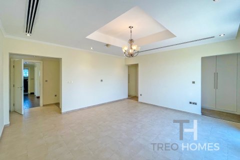 Villa in Legacy, Jumeirah Park, Dubai 4 bedrooms, 403 sq.m. № 13494 - photo 13