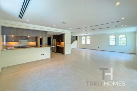 Villa in Legacy, Jumeirah Park, Dubai 4 bedrooms, 403 sq.m. № 13494 - photo 4