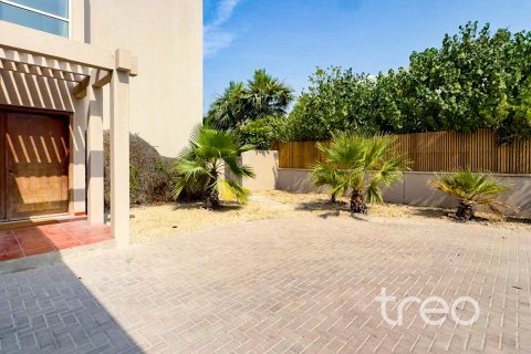 Villa in Arabian Ranches, Dubai 3 bedrooms, 342.53 sq.m. № 123609 - photo 4