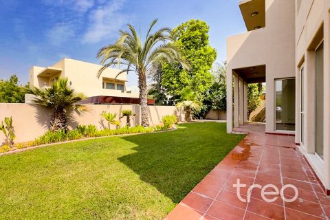 Villa in Arabian Ranches, Dubai 3 bedrooms, 342.53 sq.m. № 123609 - photo 10